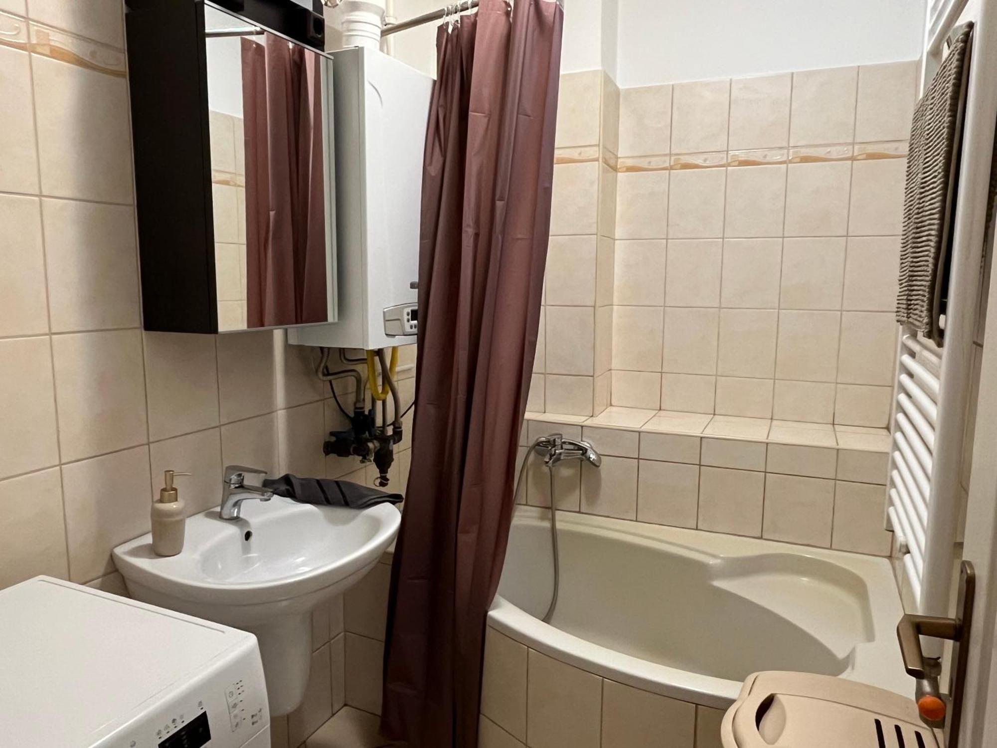 Ferienwohnung Moonlight Győr Exterior foto
